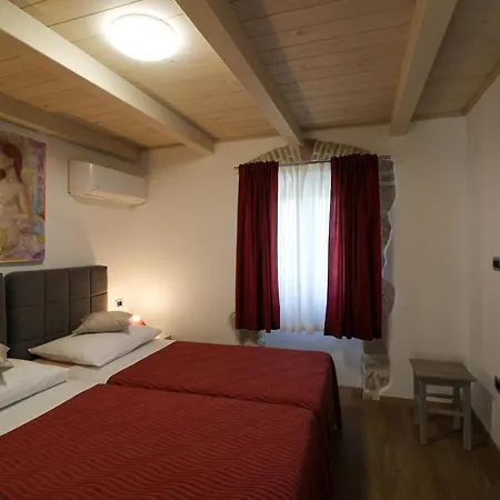 Arsini - Kuca Za Odmor Sa Hidromasaznom Kadom Villa